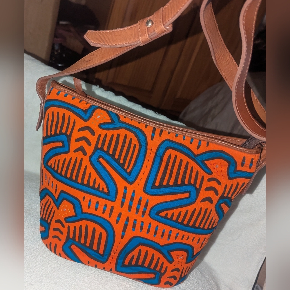 Vibrant Orange and Blue Mola Textile Bag With Leather Details. - Picture 3 of 10
